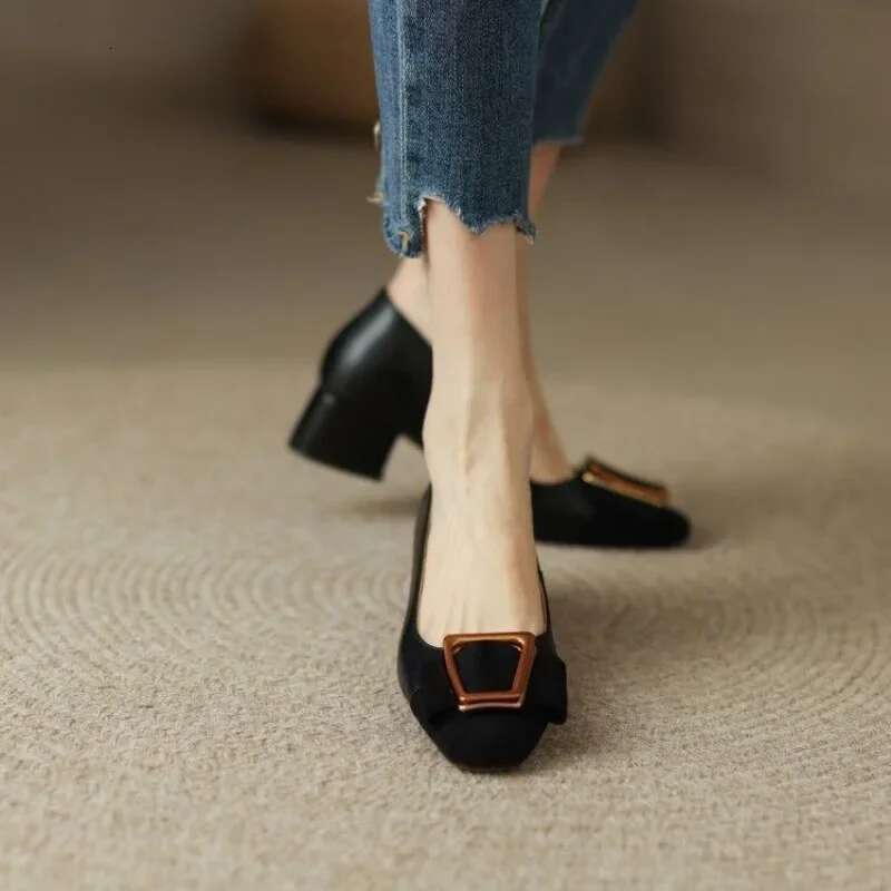 Fashion Women Pumps Spring Heel Sexy Chunky Heels Ladies Square Toe Metal Buckle Party Shoes atillas Mujer