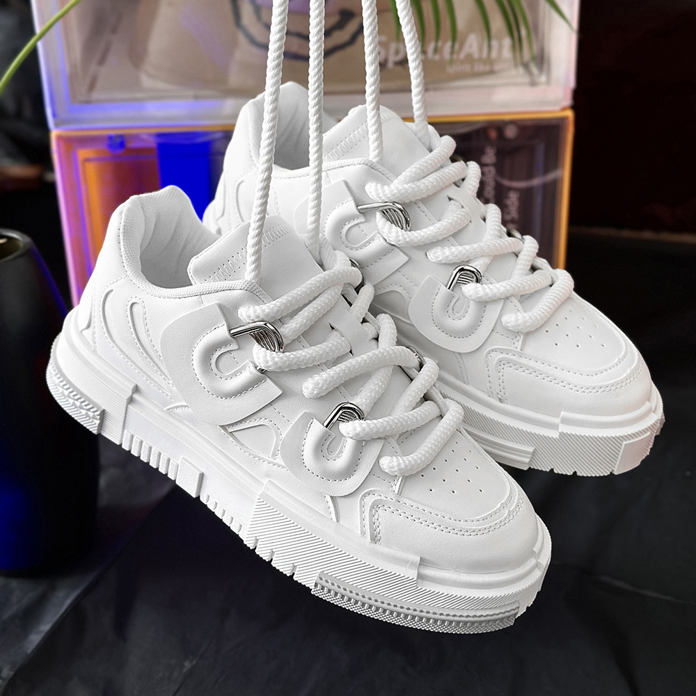 2025 New Niche Design Light Luxury Men's Board Shoes Bread Men's Outdoor Leisure Chinese Personality Fashion Skateboard Board Shoes Men'