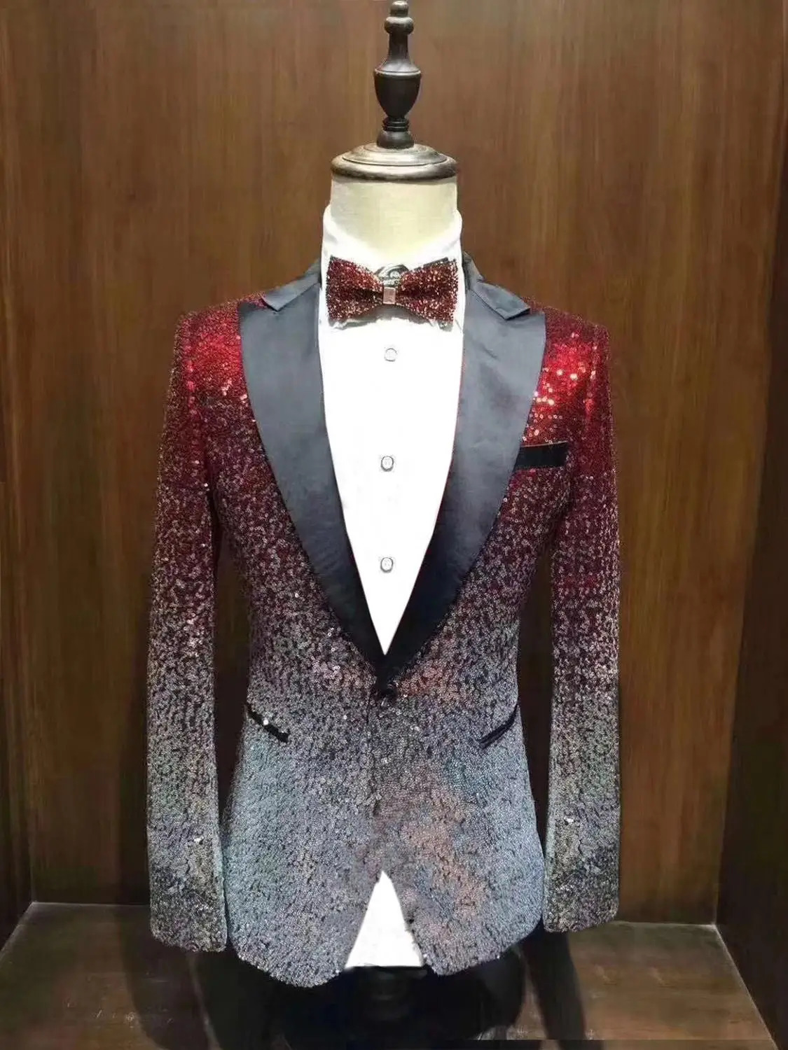 Shiny sequined mens sports jacket Slim Fit Notch lapel tailcoat used for parties banquets nightclubs only 250304