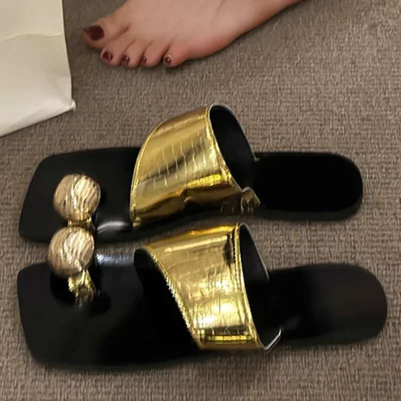 Summer Women's 2025 New Fashion Open Toed Outdoor Flip-ps Female Non-slip Solid Beach Slippers atos De Mujer
