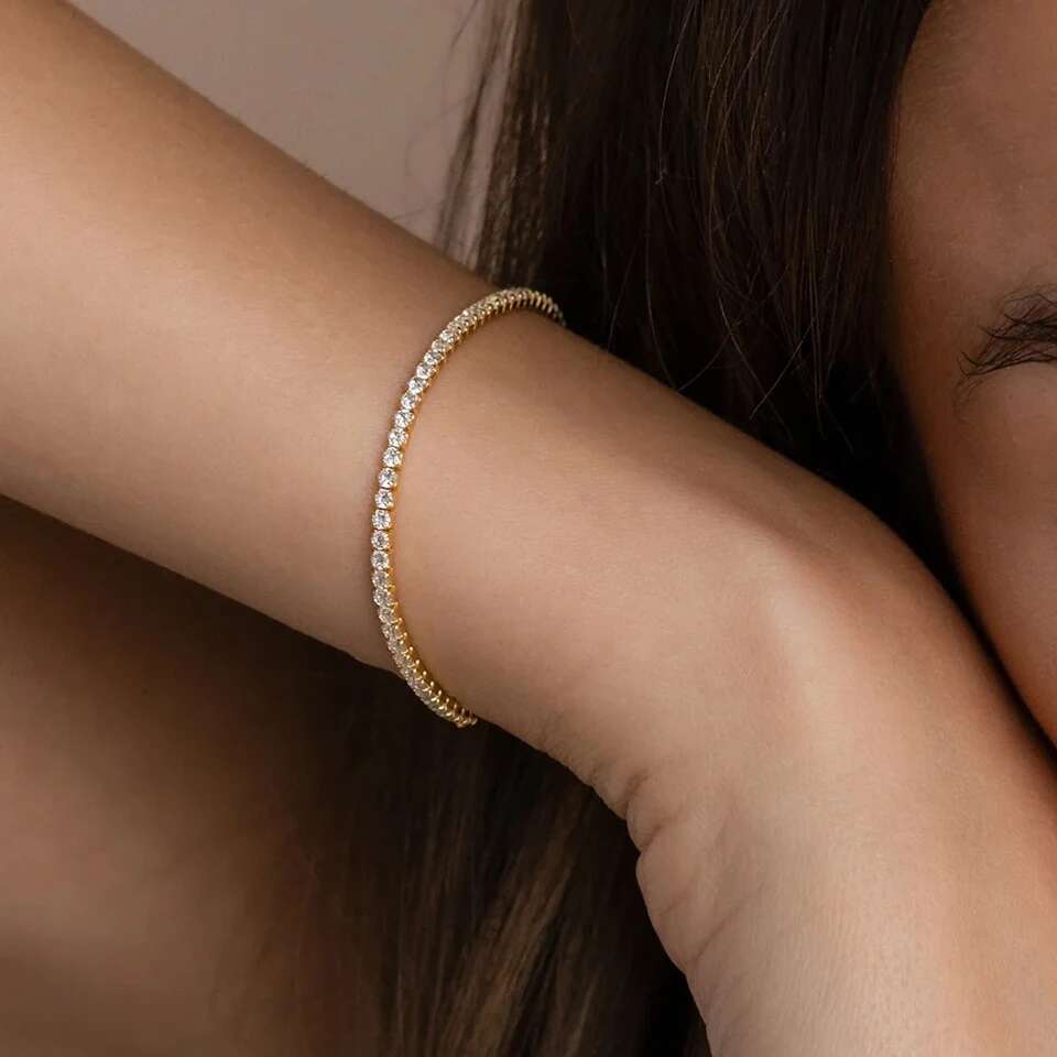 eManco Stainless Steel Gold Plated Sparkg Bracelet High Quality White Zirconia Single Row Simple Accessory For Girls