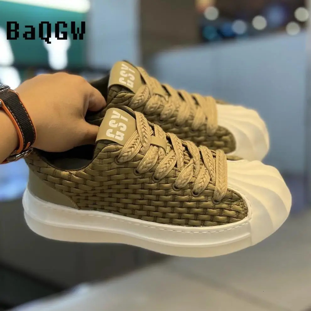 Striped Patchwork Breathable Shoes Man Fashion Soft Lightweight Skateboard Sneakers Retro Camel Summer Shoes Trend 250228