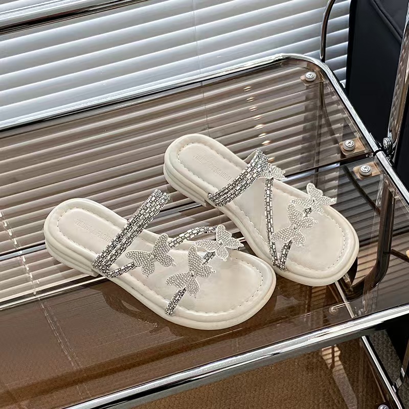 2025 New Women's Summer Outdoor Flat Shoes Designer Internet Celebrity Butterfly Dia Skirt Trendy Sandals Fashion Slippers
