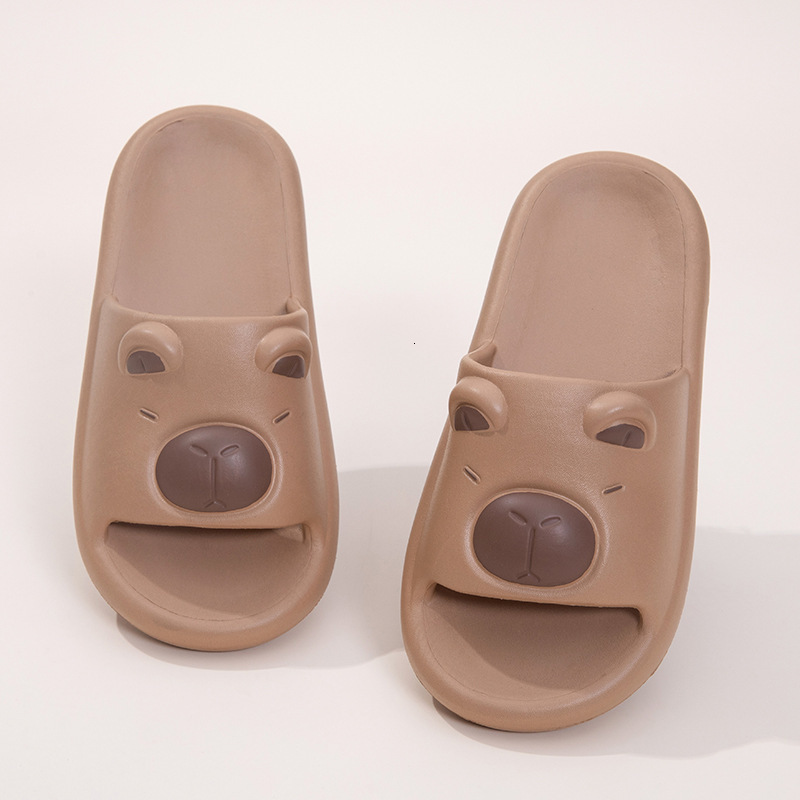 Children's women's summer EVA slippers, parent-child family of three, big couple, fashionable and cute capybara, men's outdoor wear, de
