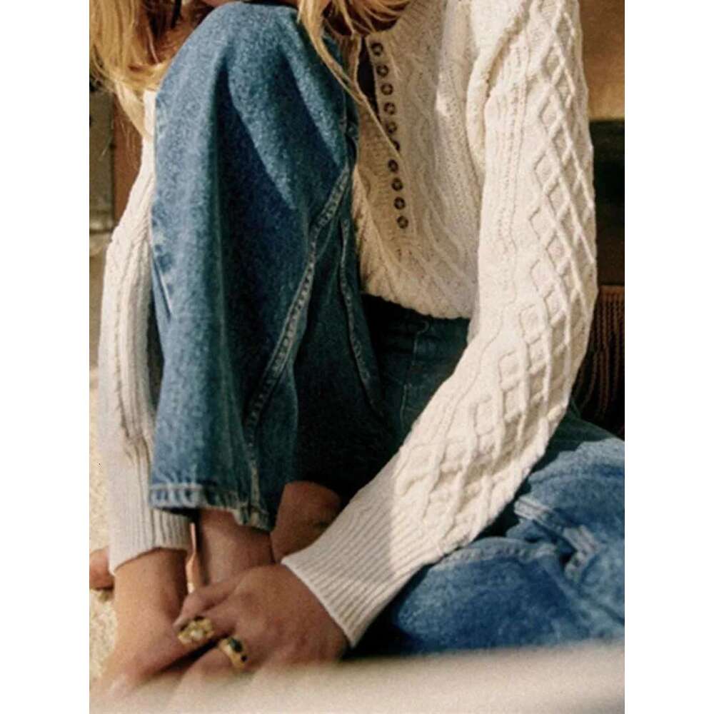Women O-Neck Front Buttons Twist Knit Sweater Autumn Female Long Sleeve Temperament Pullover Tops