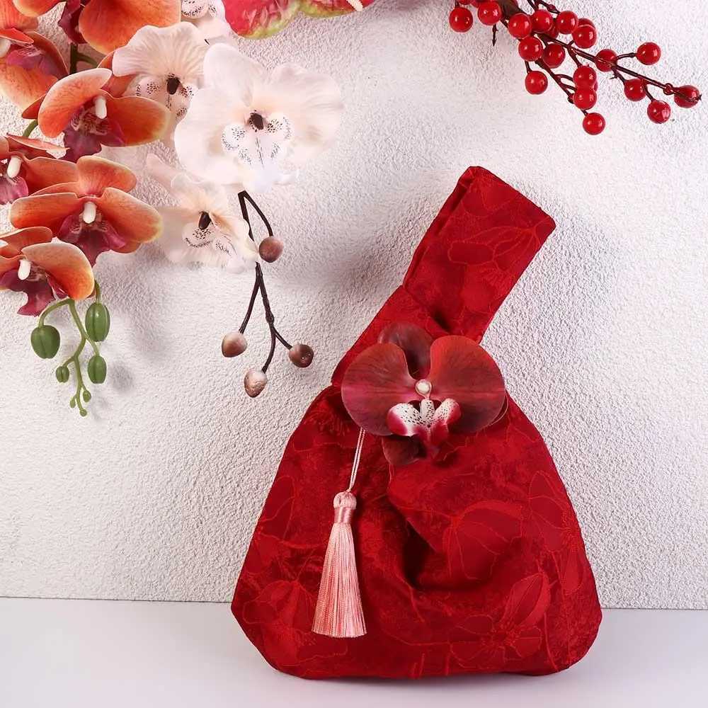 Cheongsam Accessories Tassel Knot Wrist Bag Flower Pendant Red Embroidery Handbag Wedding Candy Bag Small Item Pouch Z250303