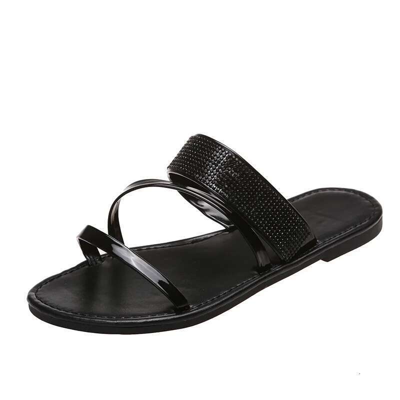 Summer New 2025 Women's Fashion Gold Sier Patent Leather Flat Heel Sandals Bg Rhie Narrow Band Beach Casual Slippers