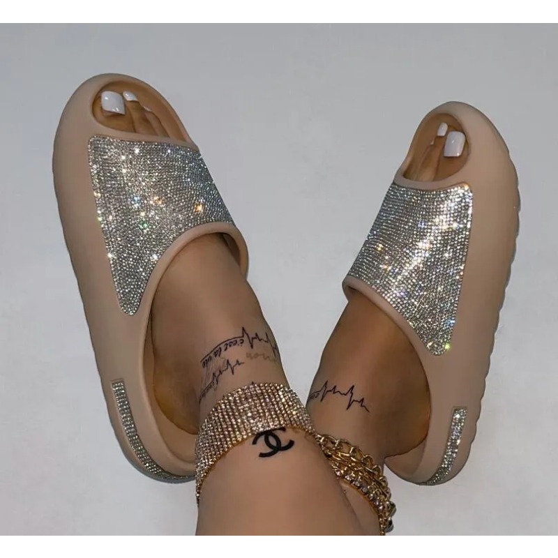 Luxury Women's Sandals with Diamond Design - Comfortable Thick Sole for Outdoors & Beaches