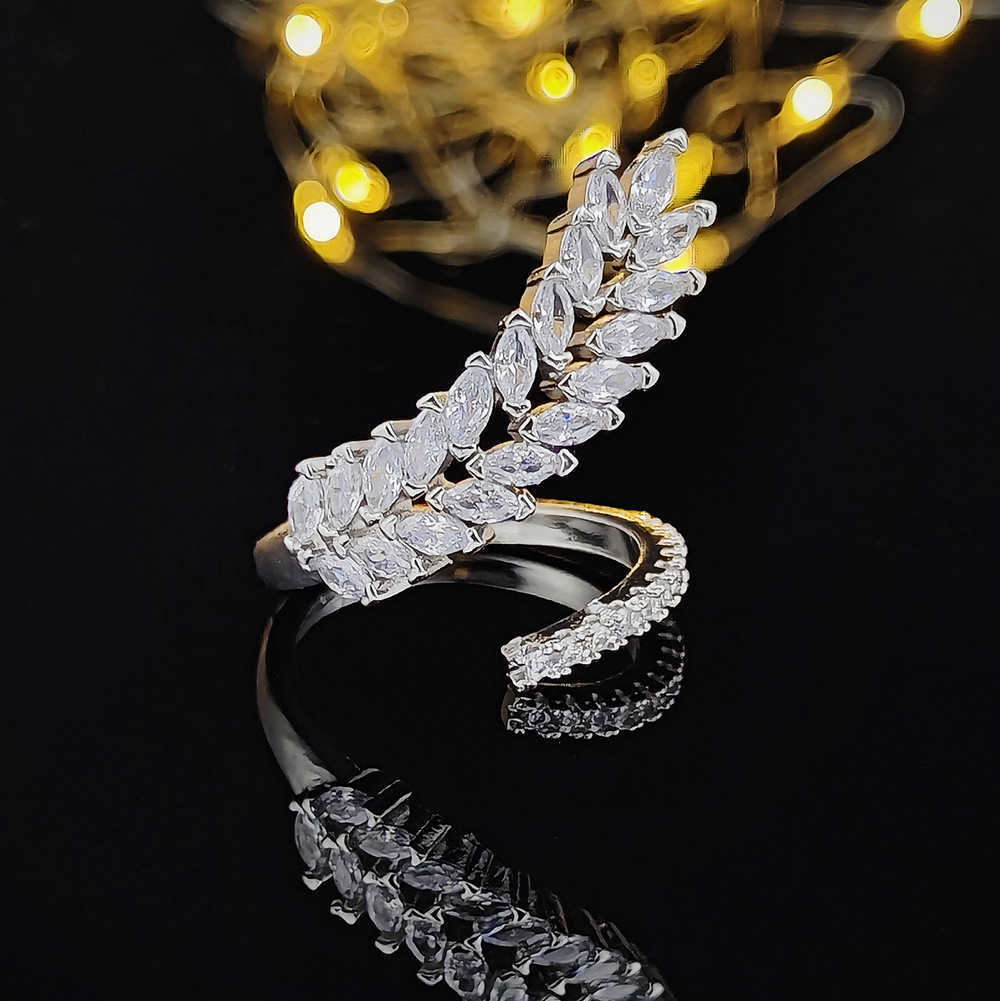 Couple Rings Fashion personality creative leaves lady ring multi-color opening adjustable inlaid AAA zircon r5099 H25303