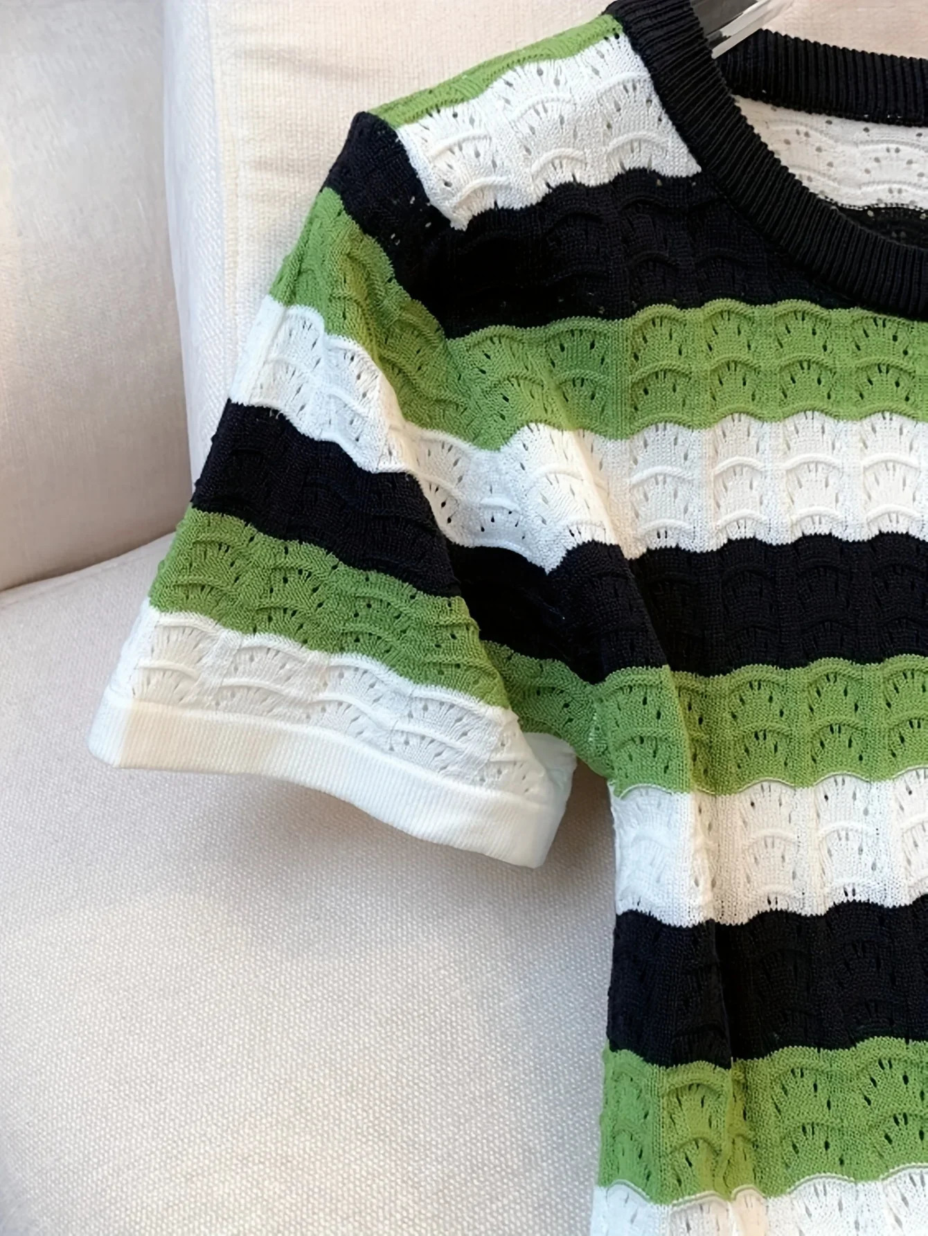 2024 Colorful Striped Crew Collar Dress Fashion Short Sleeve Pocket Hip Mini Knitted SpringSummer Womens Wear 250227Z