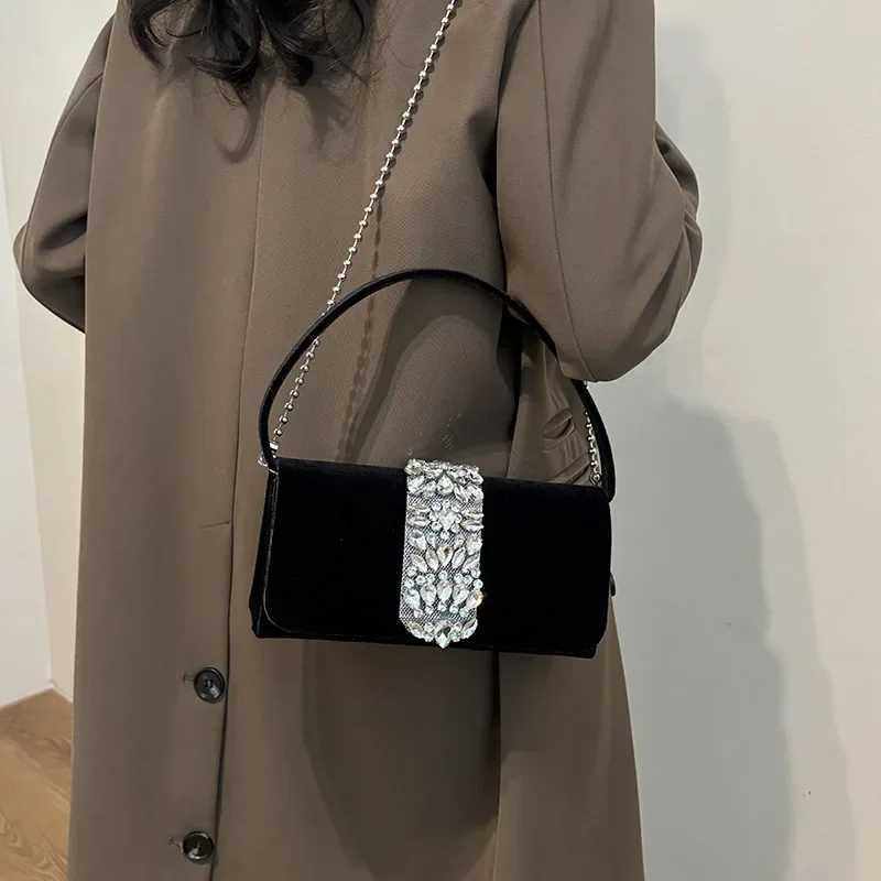 Luxury Rhinestone Handbag for Women Red Flannel Tote Bags Designer Evening Bag for Wedding Purse Ladies Crossbody Bags Z250303