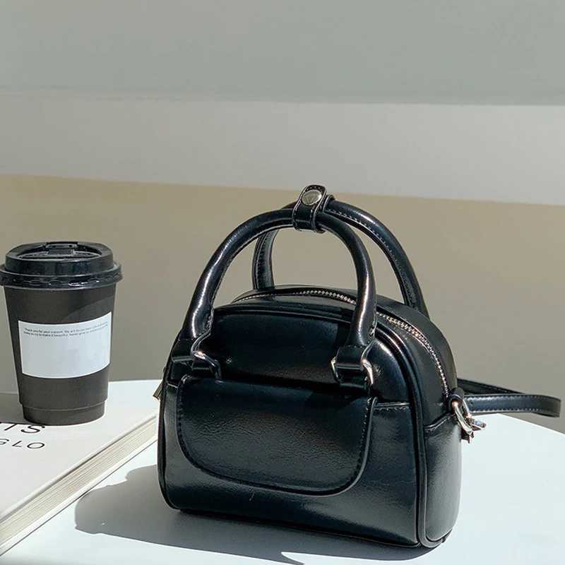 Fashionable New Small Square Bag Versatile Hand-Held Shoulder Crossbody Bag Y250303