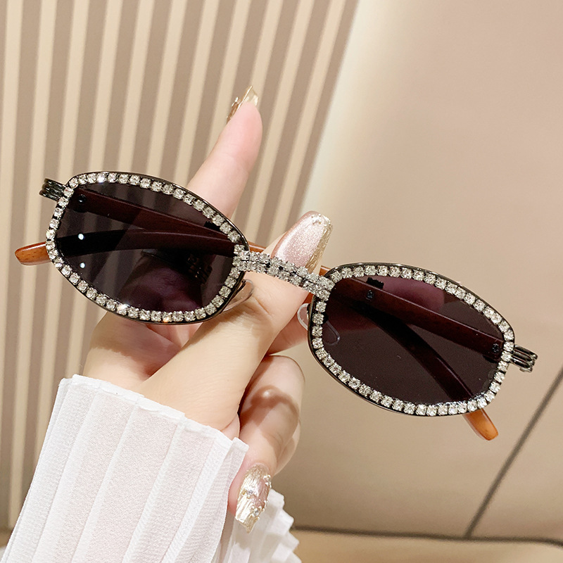 sssssss2025Fashion Cool Sunglasses Women Letters Anti Strong Light Vintage Rimless Sun Glasses Ladies Gafas UV400 sssssss0304ssssssssssss
