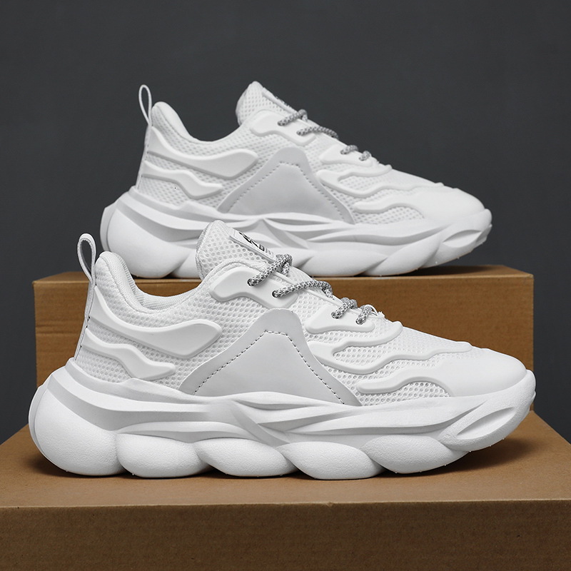 Summer Designer 2025 New Breathable Mesh Men s Fashion Versatile Thick Bottom White Shoes Outdoor Sports And Leisure Multi Functional Shoes