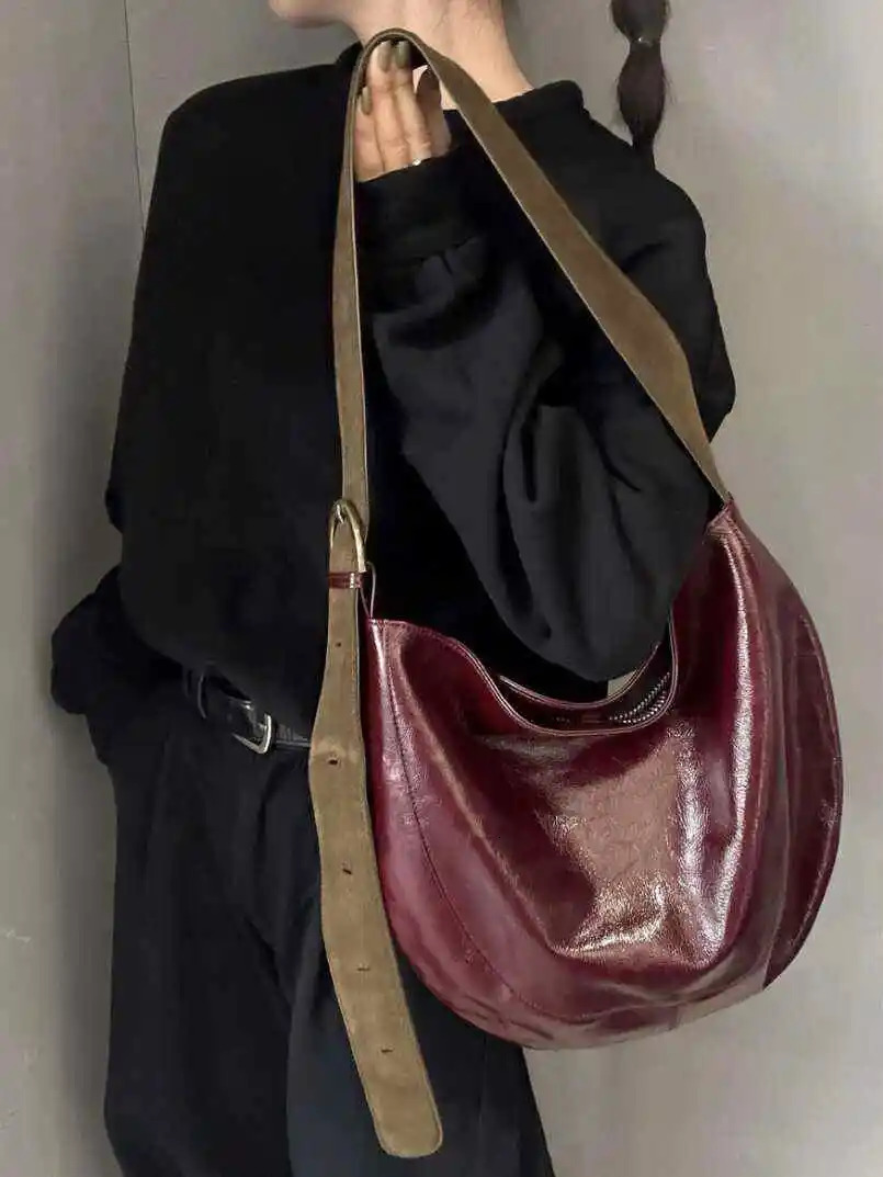 Autumn Winter Fashion Velvet Wide Shoulder Strap Crossbody Bag Women Retro Large Capacity One Shoulder Bag Lazy Style Tote Bag 250303