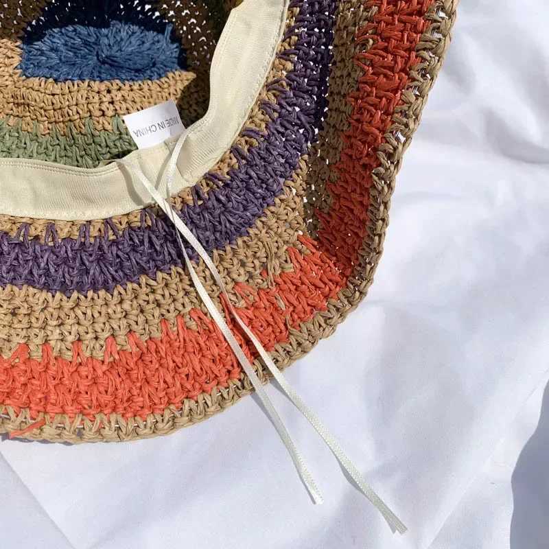 Fashion Rainbow Color Hand-woven Sun Hat for Women Summer Beach Cs Folding Sun Protection Korean Str Hats AccoriesXJ250304