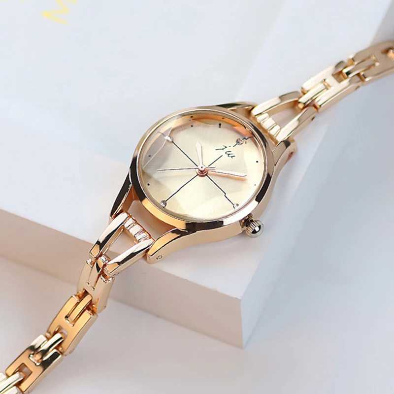 Luxury Bracelet For Women Elegant Rose Gold Ladies Wrist and Rhinestone Simple Fashion Female Quartz Womens WatchXJ250304