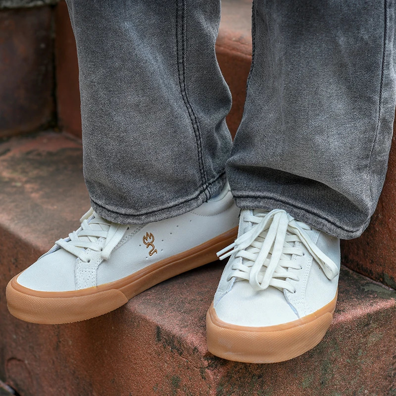 Joiints Leather Casual Shoes for Women Men Creamy-white Fashion Suede Sneakers Skate Shoe Breathable Rubber 250228