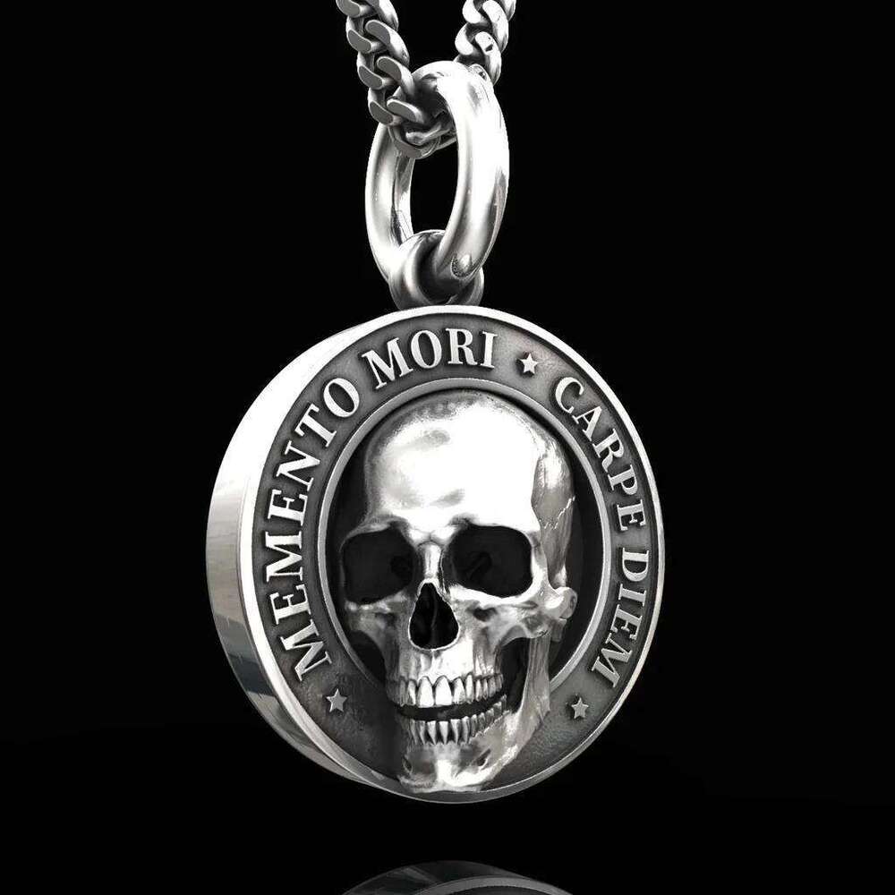 New Halloween Skull Necklace Personalized Punk Men and Women Gift Batch