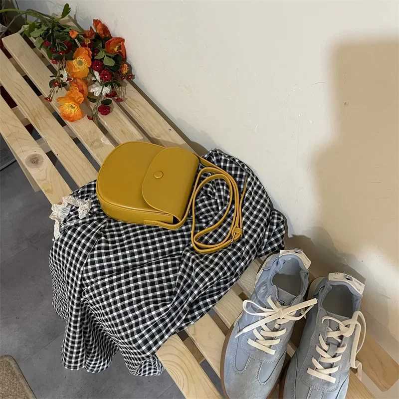 Xiuya Red Fashion Shoulder Bags for Women Vintage Solid Color Small Aesthetic Crossbody Bag All-match Simple New Female Handbag Z250303