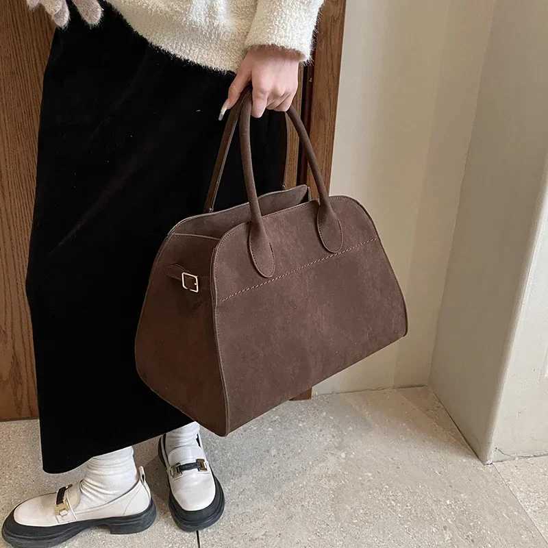 Red Color Large Size Women Handbags Pure Color Suede Shoulder Shopper Tote Bag 2024 Luxury Designer Handbags Z250303