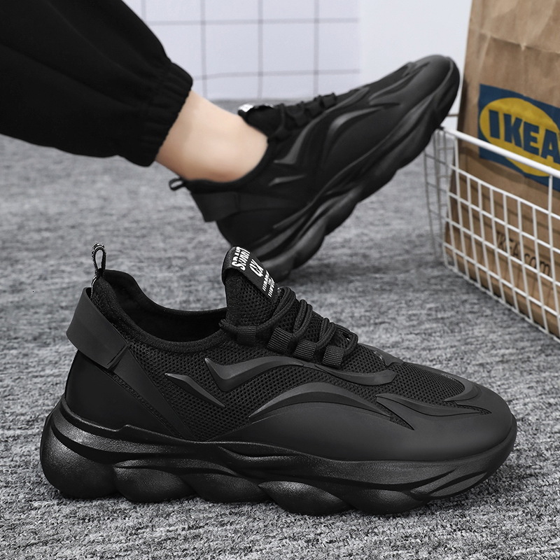 2025 Summer Designer s New Breathable Mesh White Shoes Fashion Multi Functional Thick Soled Sports And Leisure Men s Board Shoes