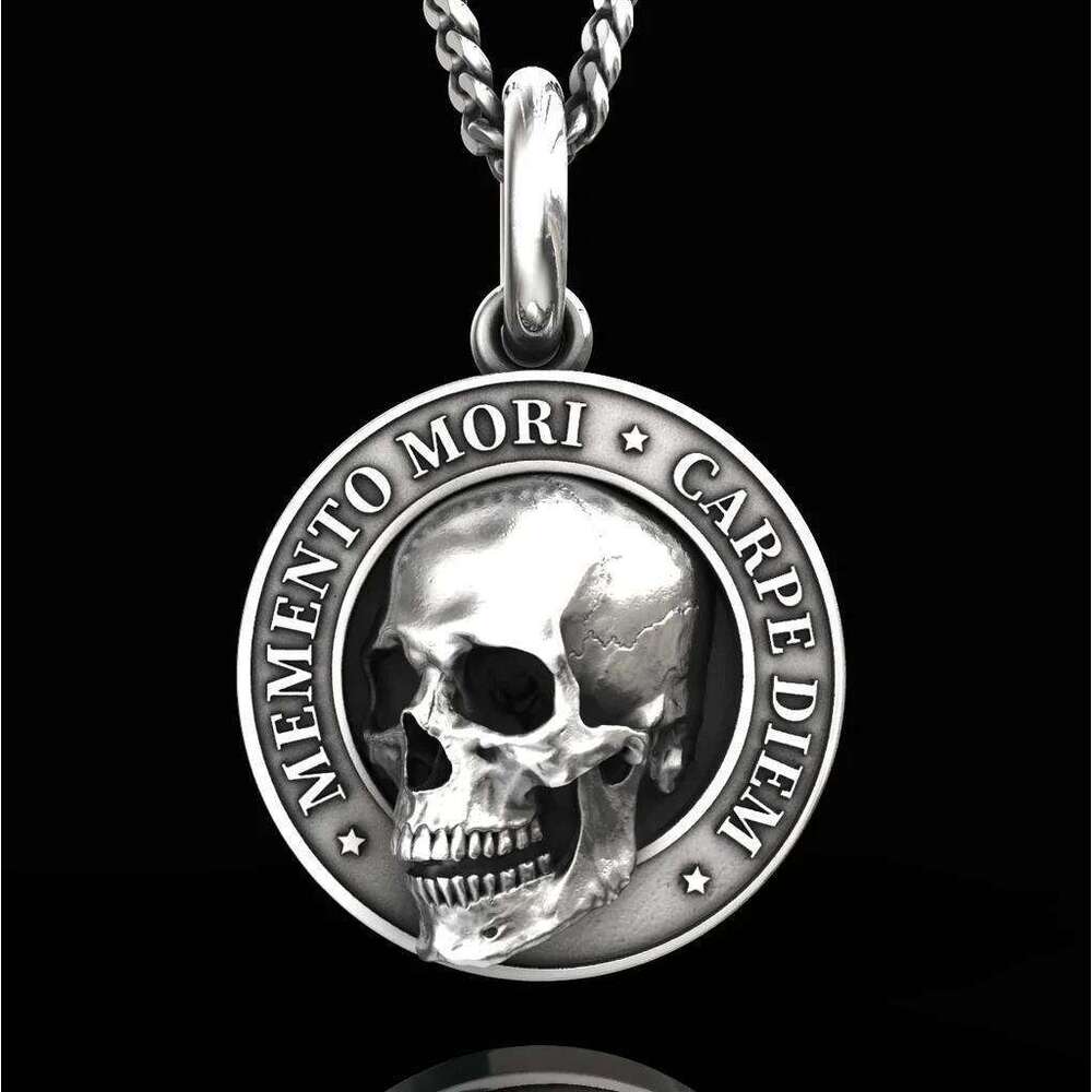 New Halloween Skull Necklace Personalized Punk Men and Women Gift Batch