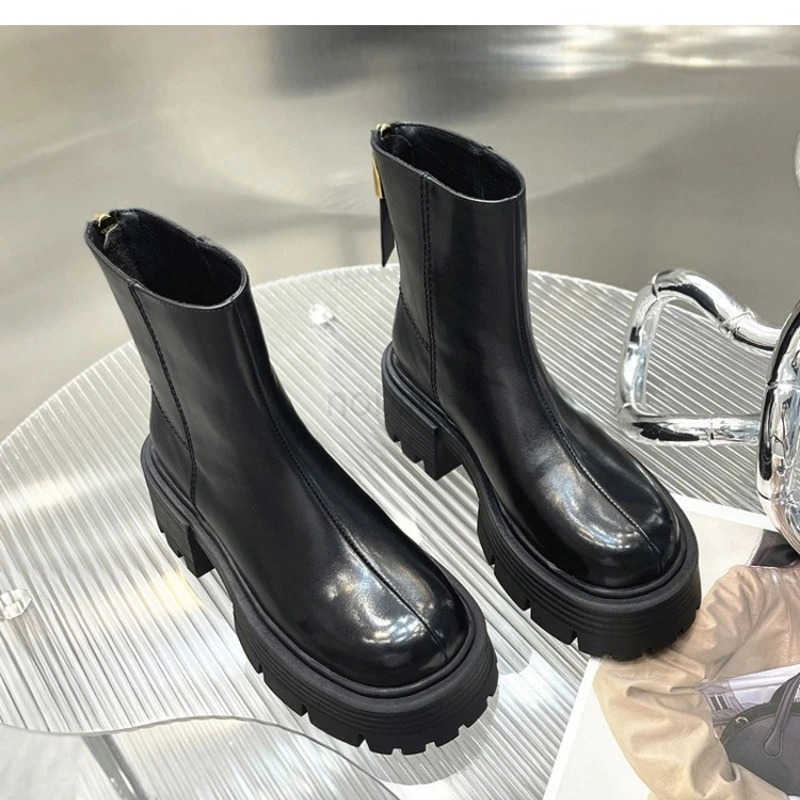 2023 Autumn/Winter New Casual Korean Edition Thick Sole Thick Heel Short Tube Fion High Heel Leather Boots Z250304
