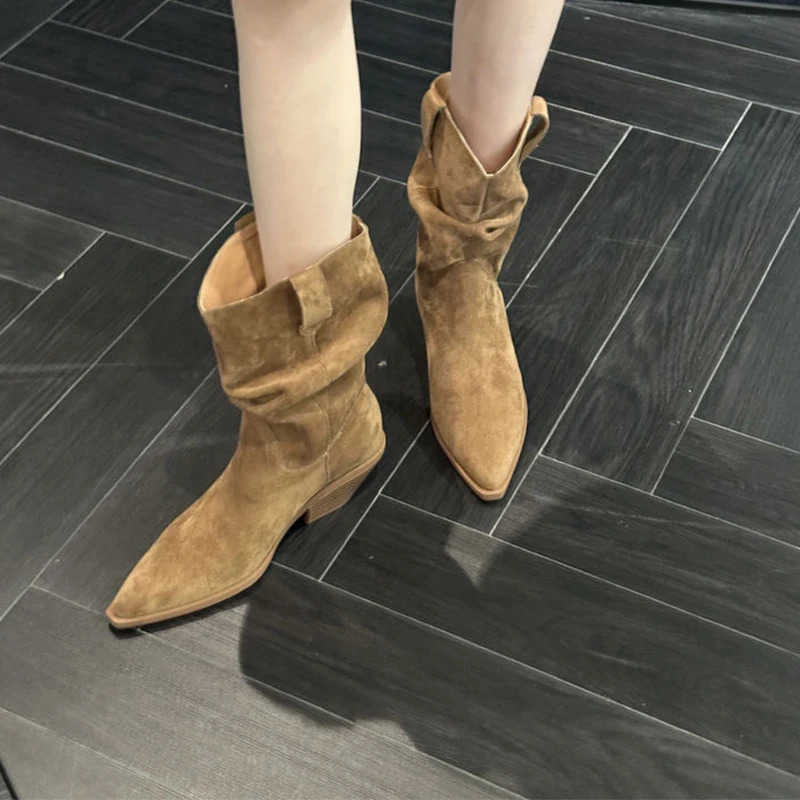 Fion Vintage e Boots Korean Chunky Heel Sle Wern Pleated Doc Suede Ankle Boots Designer Pleated Boots Shoes Z250304
