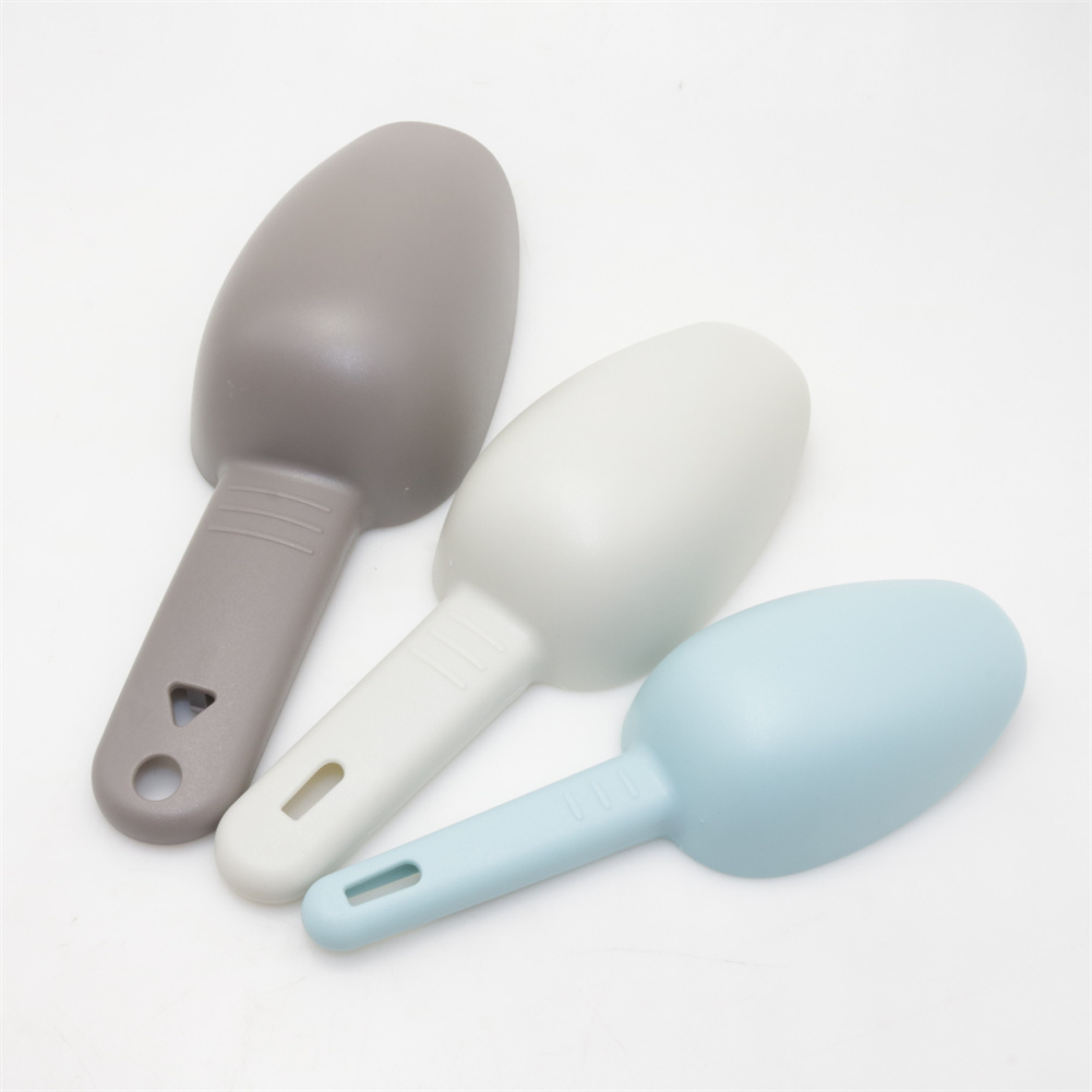 3 Pcs Mix Feed shovel Plastic Ice Shovel Water Scoop Large Medium Small Plastic Shovels Poultry Livestock Piglet Feed Shovel