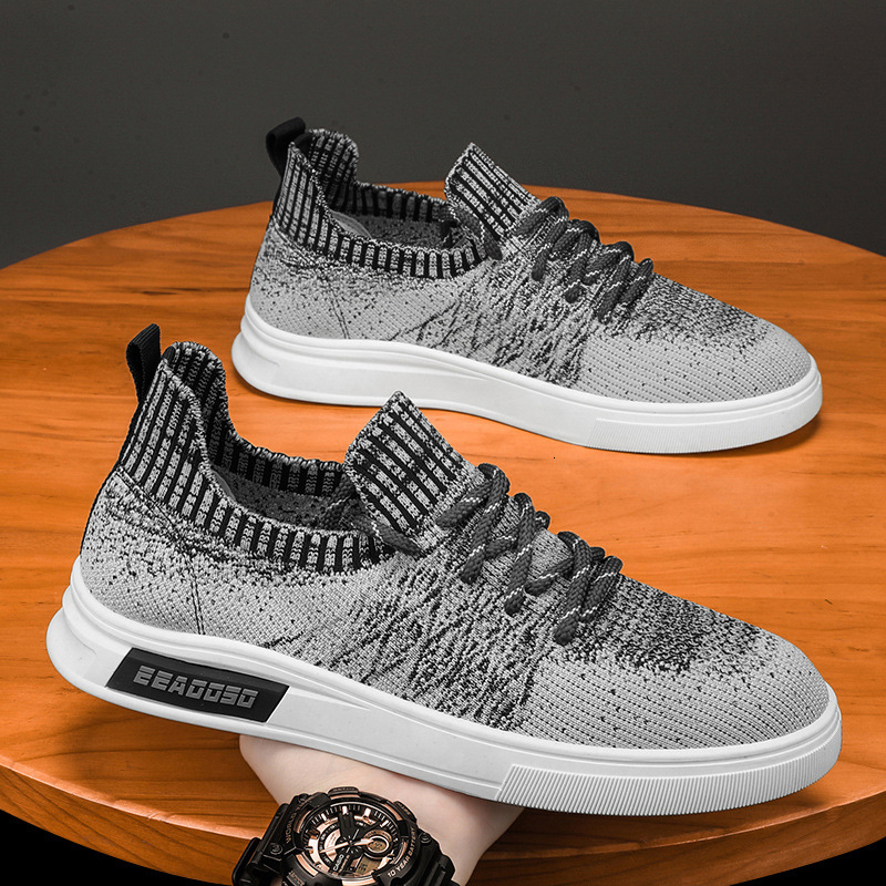 Spring New Breathable High Top Men's Designer Shoes Multifunctional And Personalized Whiteboard Shoes Thick Soled Sports And Leisure Board Shoes 