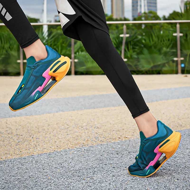 Sports Comfortable Non-slip Outdoor Brand Light Fashion Sneakers Women Men Casual Walking Running Hiking ShoesC250304