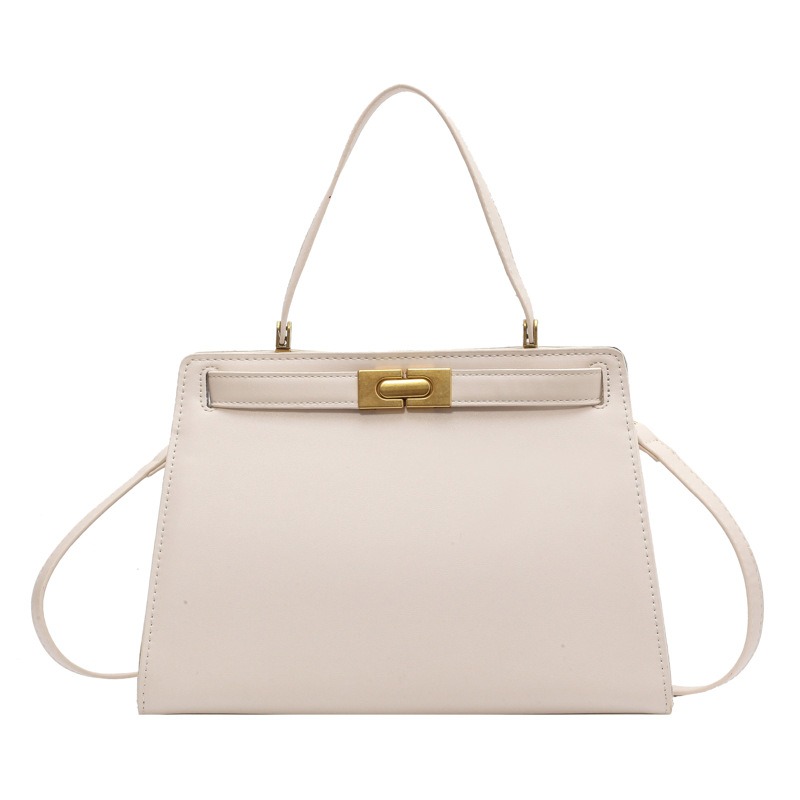 Casual Retro Shoulder Bag - Fashionable Messenger Armpit Tote for Everyday Use