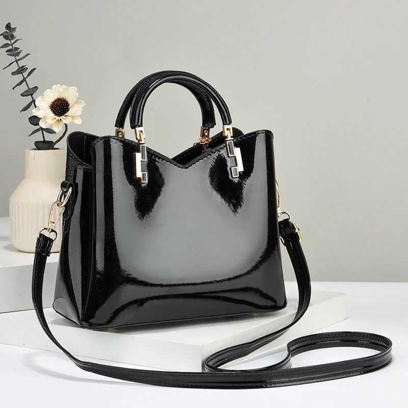 Crocodile Embossed Handbag Casual Pu Leather ZipperShoulder Bag for Women Trendy Versatile High-qualityDaily Commuting Bag Z250303