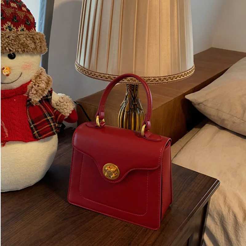Luxury handbag with new PU material square bag French elegant single shoulder cross body bag wedding banquet commuting Z250303