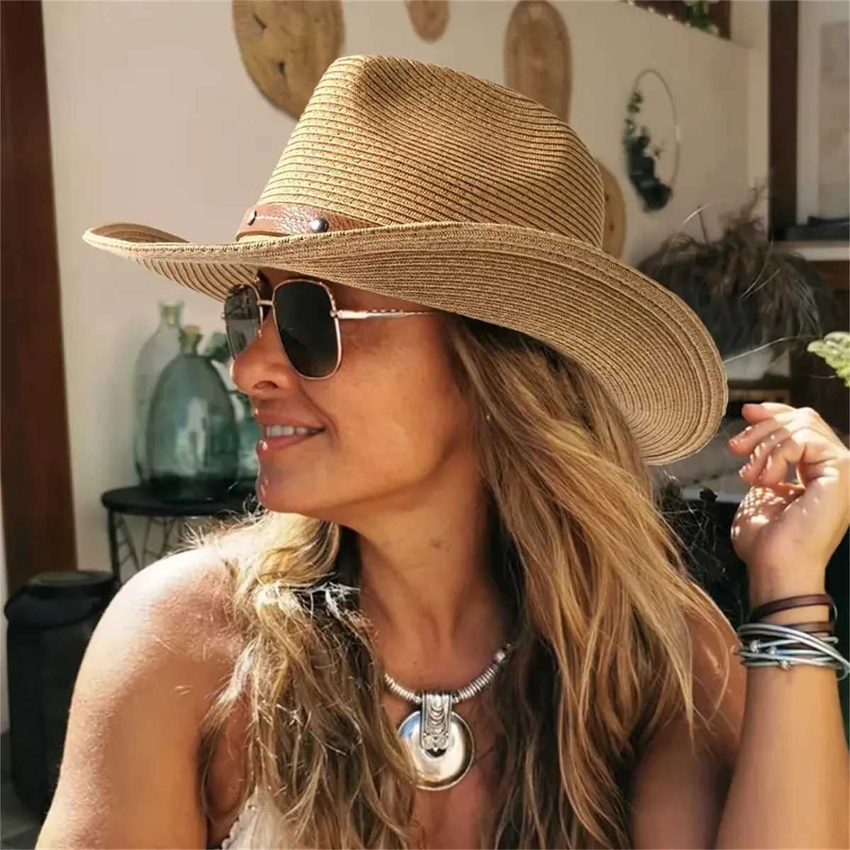 A mens and womens wide-brimmed western cowboy hat stylish jazz hat summer beach sun hat carrying a windbreak ropeXJ250304