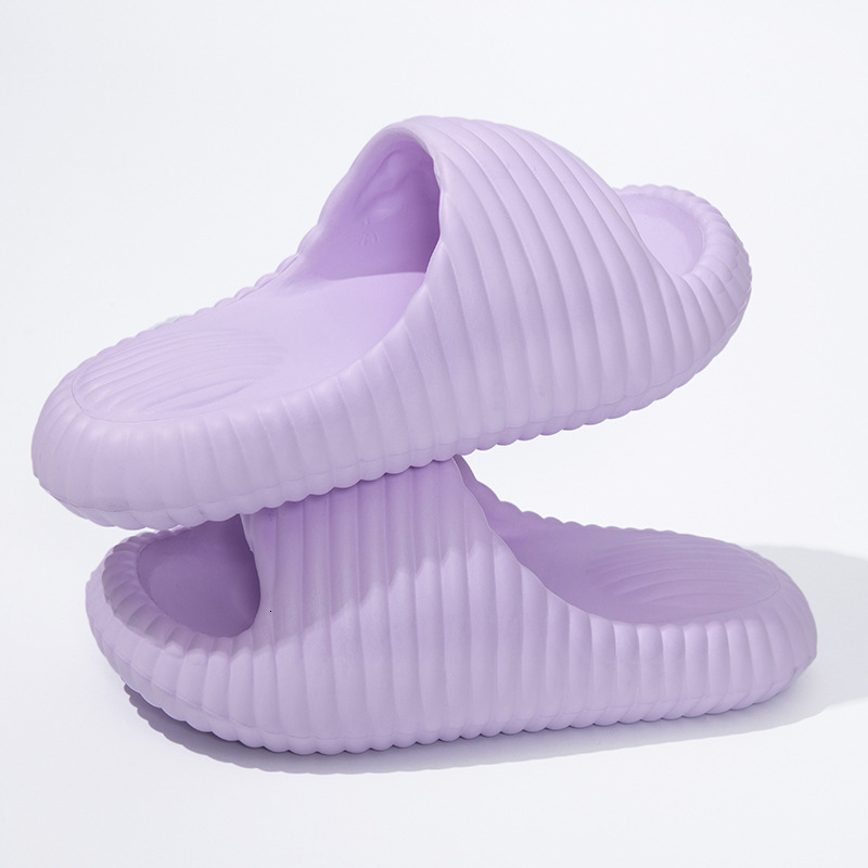new soled slippes women in summe 2025, supe soft fo couples, home cushion, men's slippers designer sandals