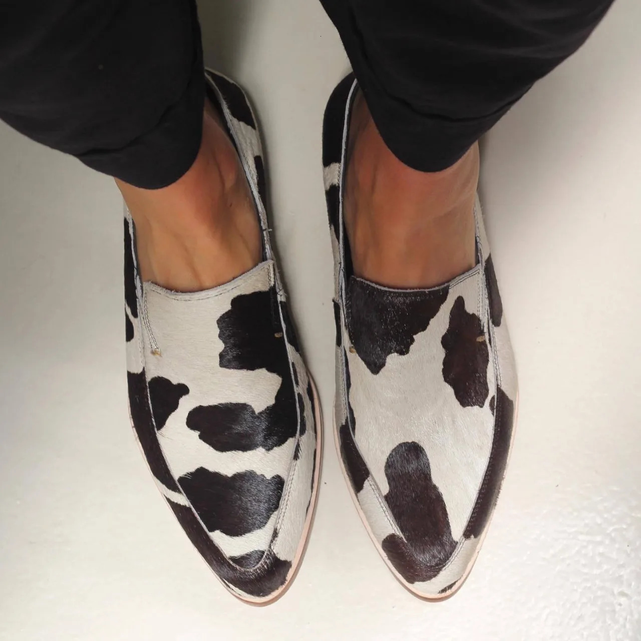Pointed Toe Casual Flat Loafers Women Shoes Black Cow Pattern Shallow Single 250303