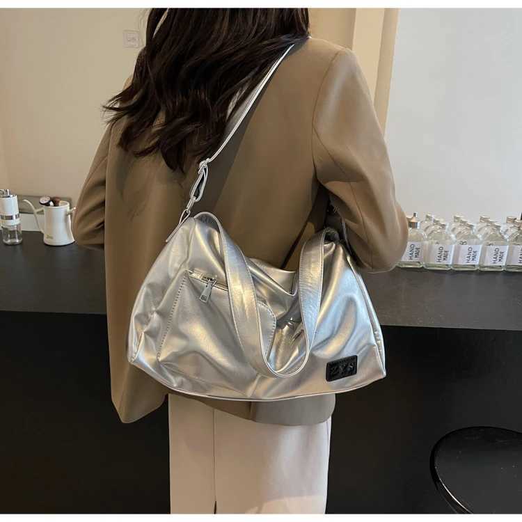 Brand Designer Oil PU Leather Womens Shoulder Bag Retro Crossbody Bag Large Capacity Pillow Bowling Handbag Y250303