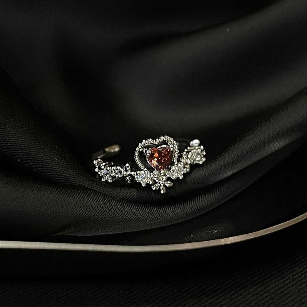 Couple Rings Stacked red heart-shaped zircon open ring for women with a niche design index finger ring high-end temperament snake bone ring H25303