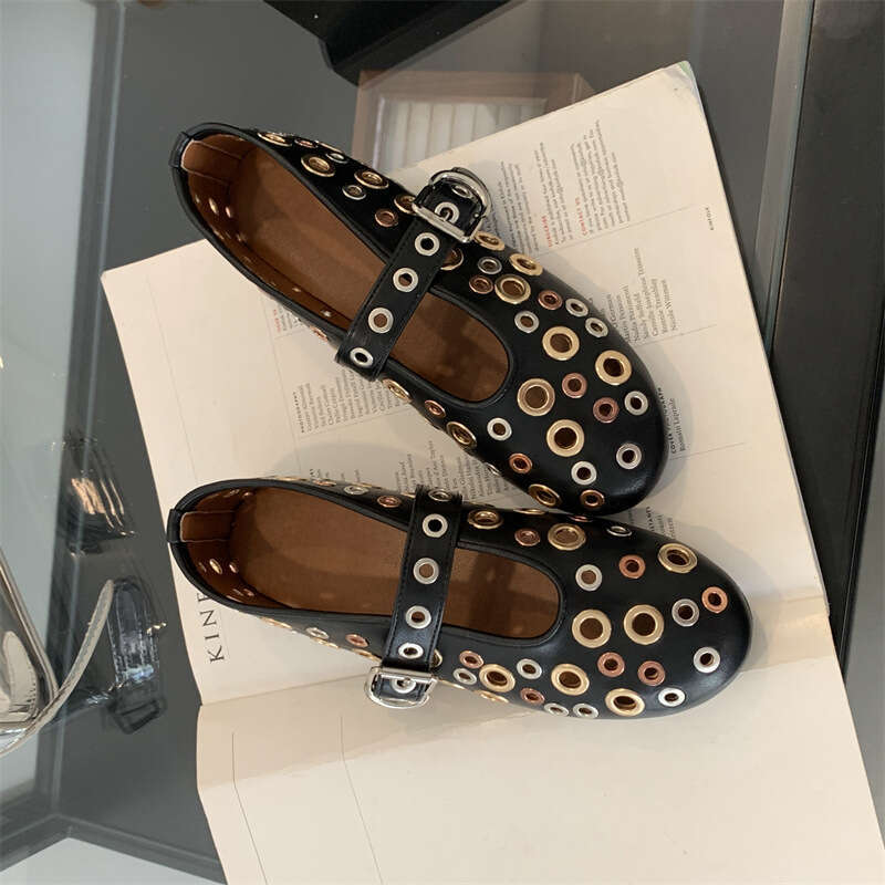 2024 summer new French hollow ballet shoes for women, perforated rivets, flat bottomed shallow mouth, women's niche design, single shoe