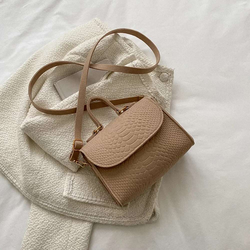 Designer 2023 Trend Ladies Retro Designer Square Crossbody Female Totes Shoulder Handbags For Women Tote Bags