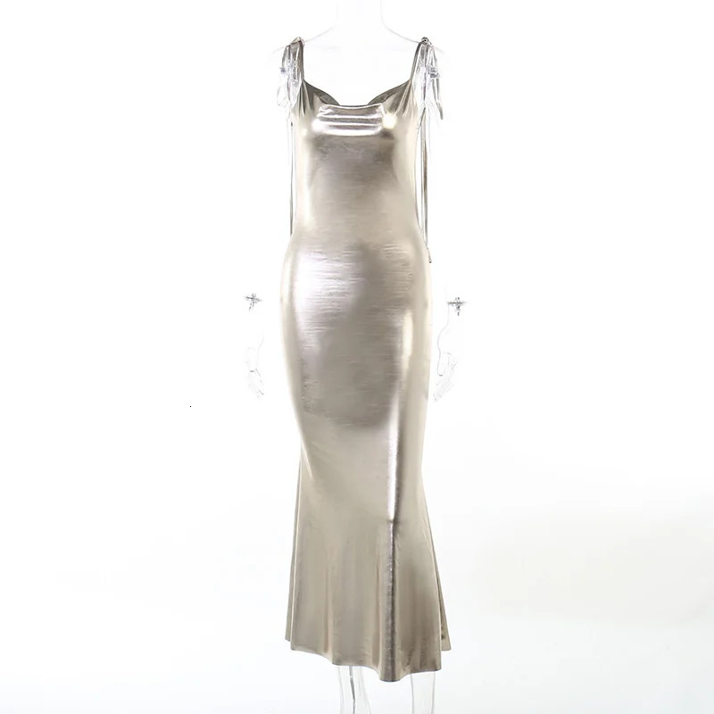 Elegant Sheath Cocktail Dress - Sleeveless Evening Gown with Sexy Backless Design for Summer Parties C260312