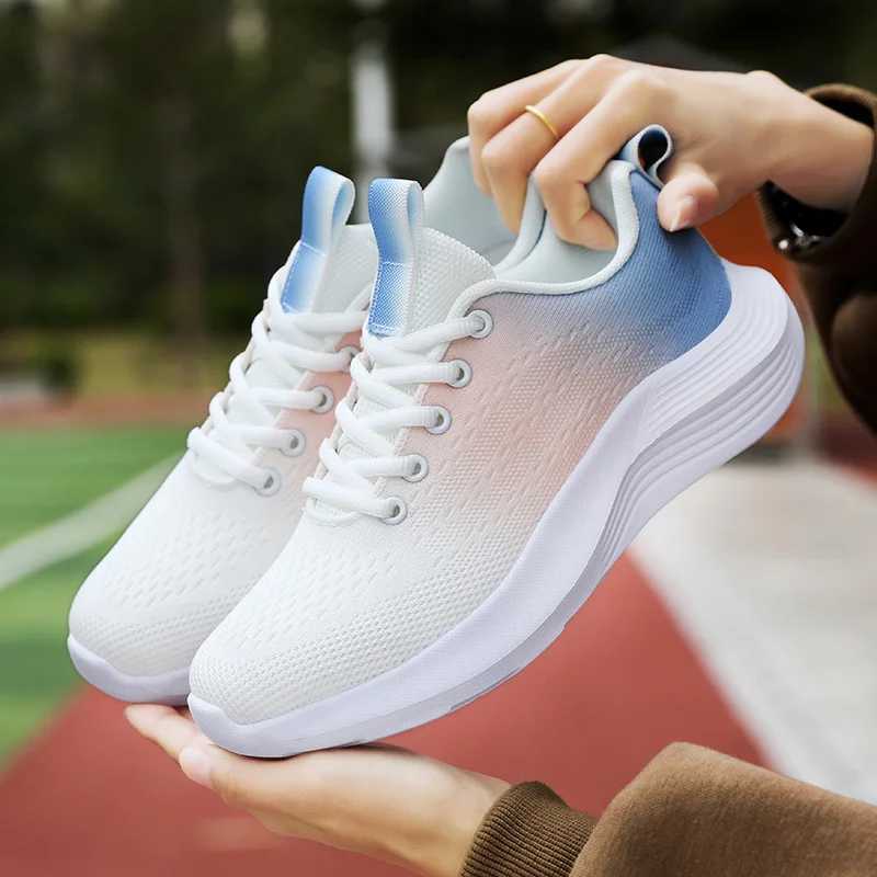 Casual Womens Thick Soled Running Mesh Light Lace Up Training Breathable Anti Slip Soft Sole Vulcanized Shoes Designer ShoesC250304