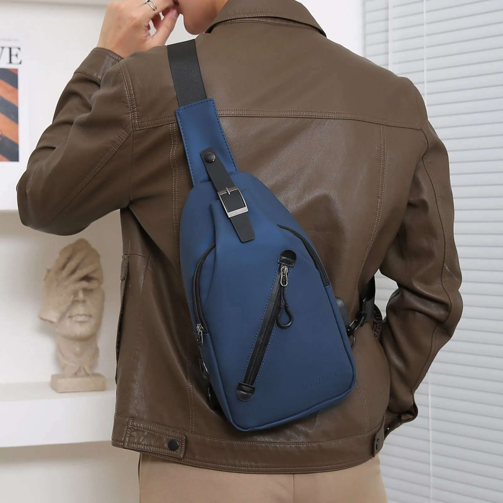 Ship from US Womens Leisure Travel Outing Shoulder Bag Men Chest Fashion Wallet Casual Multifunctional womens backpack 250304FBB