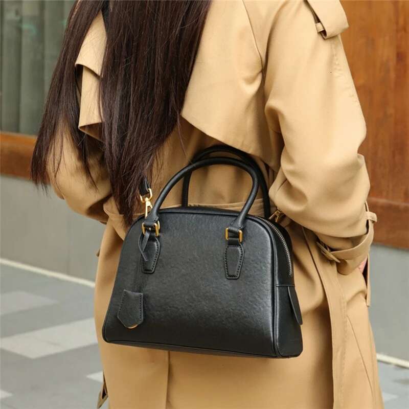 Vintage Genuine Leather Bowg Tote Handbags For Women Trend Designer Shell Work Ladies Shoulder Crossbody Bags
