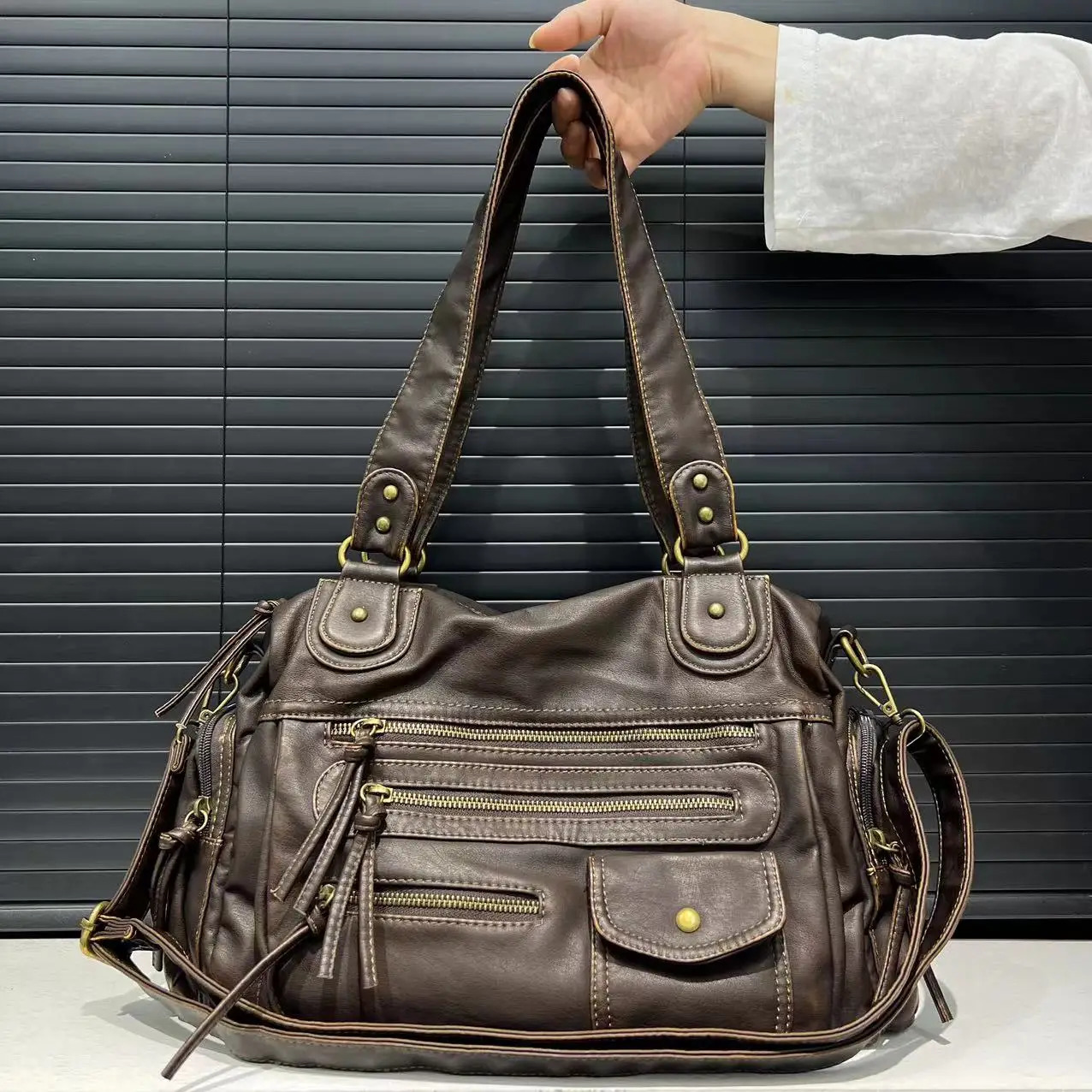 Y2K Single Shoulder Crossbody Bag Vintage Washed Leather Motorcycle Bag Large Capacity Multi Pocket Bag 250228