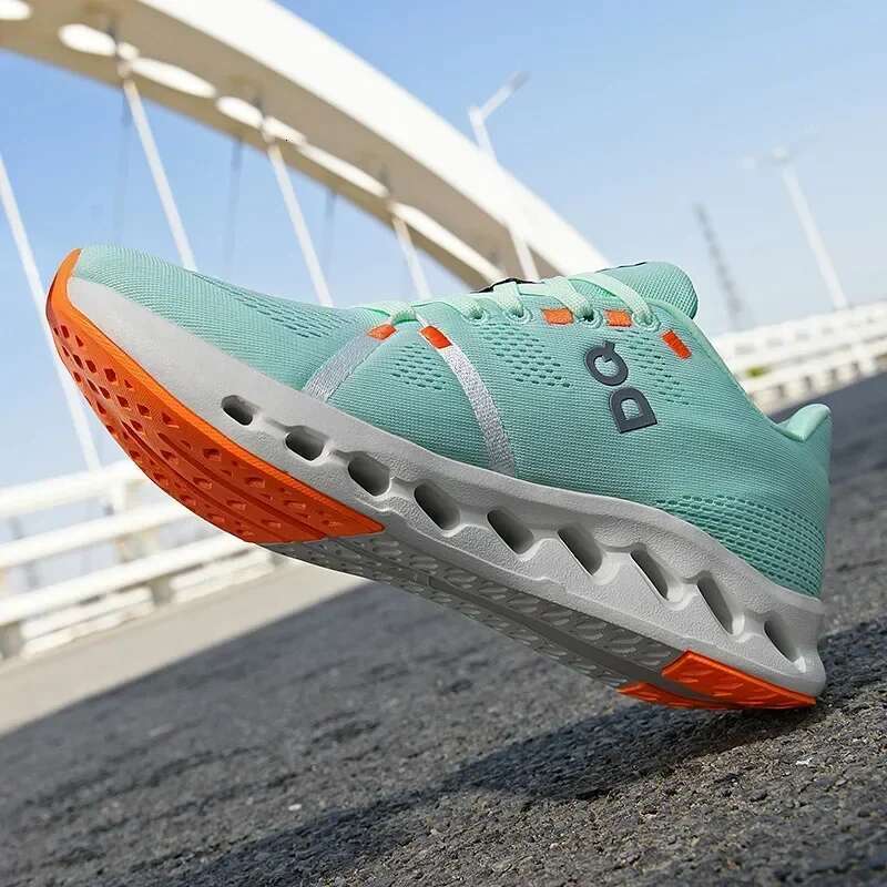 Summer Hot Seller: Fashionable Cushioned w ith Breathable Sports Design,Fashionable Lace up Runnin g Shoes for women