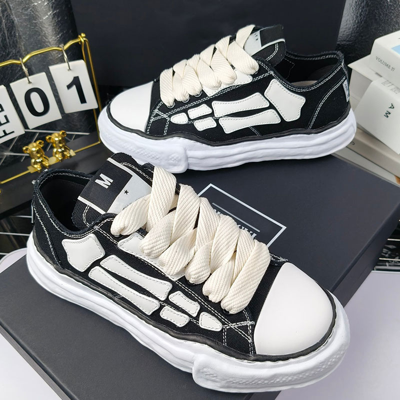 25SS Men PACIFIC BONES Sports Shoes Designer Womens Low Top Board Shoes Fashion MA-1 Bone Shoes Outdoor Vacation Casual Shoes Side Space Monica Canvas Design