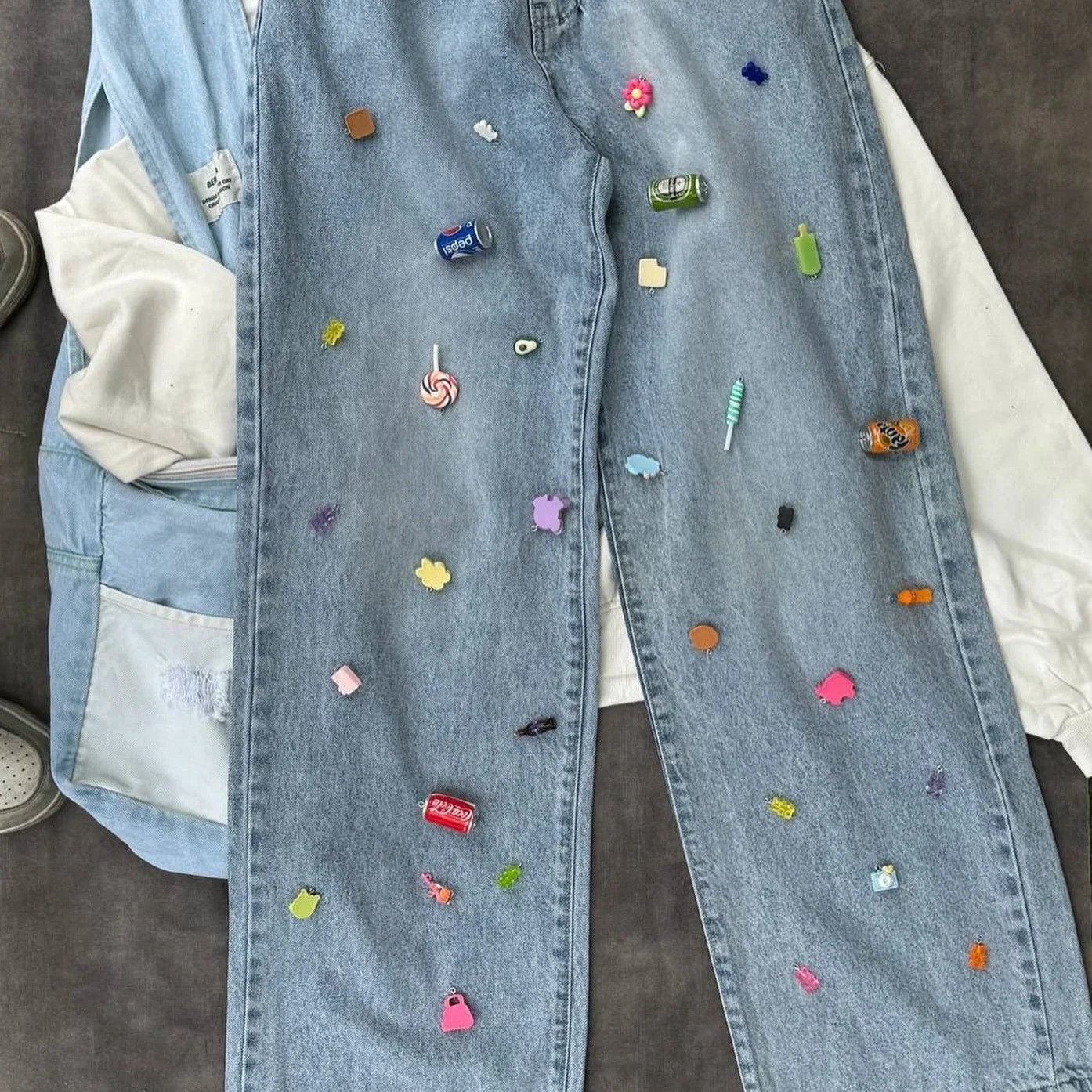 American Style High Waisted Womens Jeans Sensible 3D Decorative Fashion Street Clothing Distressed Denim Wholesale AutumnWi 250227